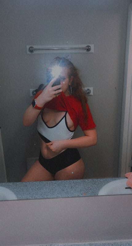 hmu 😉 1