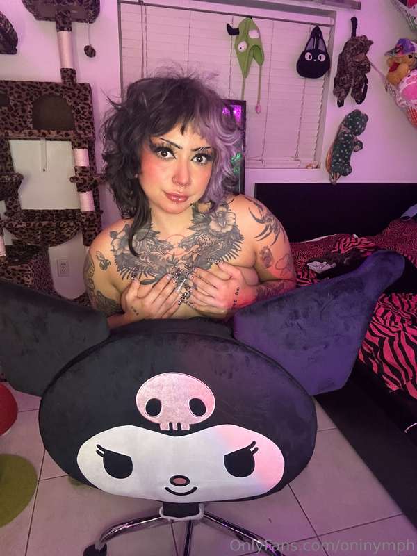 I wanna shoot more with fishnets on hehe 💕 29