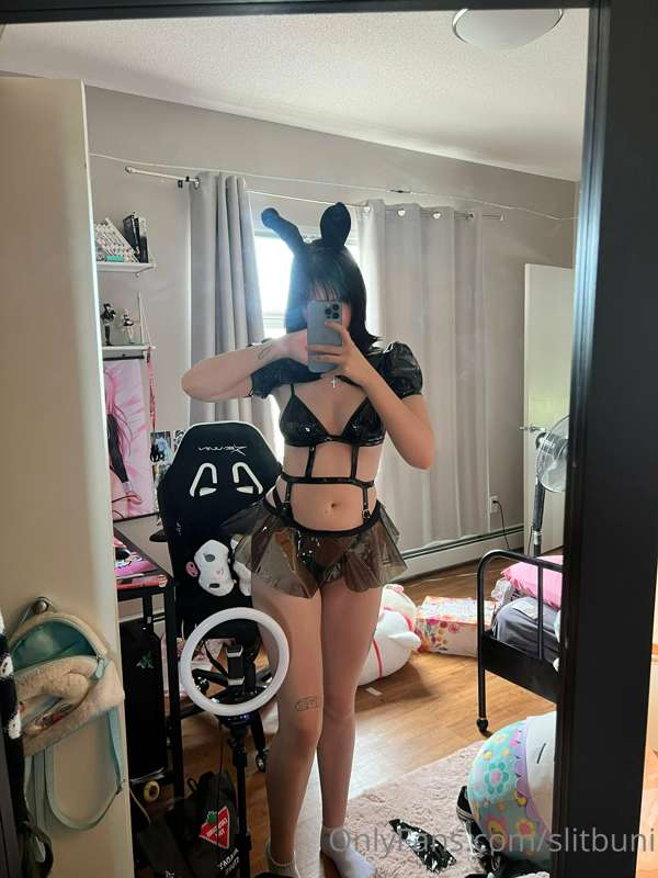 bunni girl <3