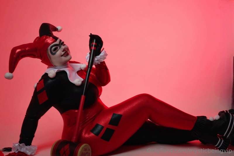 Day 10/31 days of Halloween | Classic Harley Quinn 🃏 12