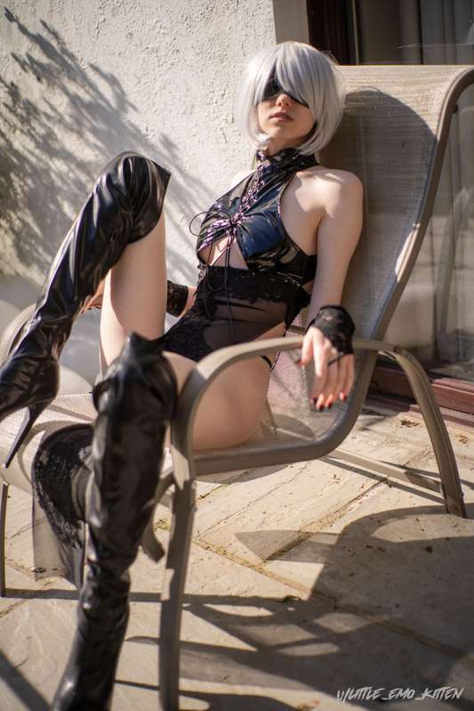 I plan to release a new 2B sex video this weekend ! 6