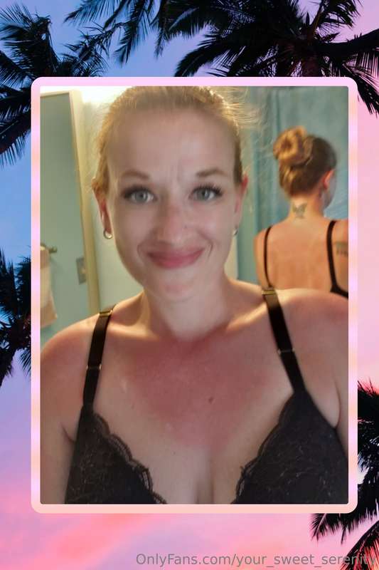 Looks like I got a little sun burnt today at the fair... Who..
