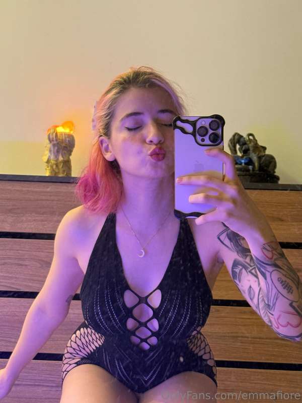 Today I’m feeling sexy after a long time of struggling with .. 2