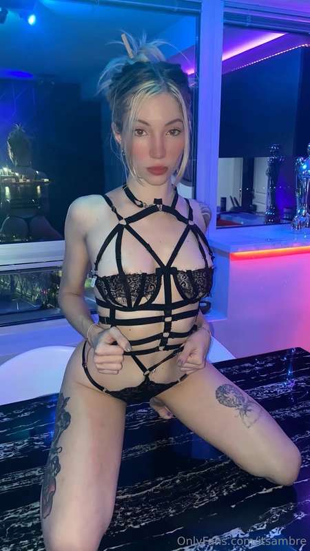 Un esprit diabolique dans un corps de femme 😈