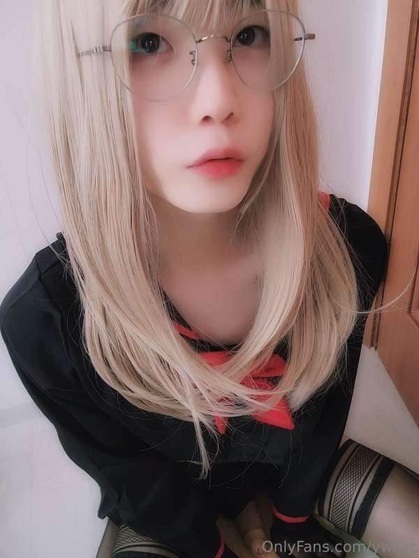 I like hardcore porn... >< 23