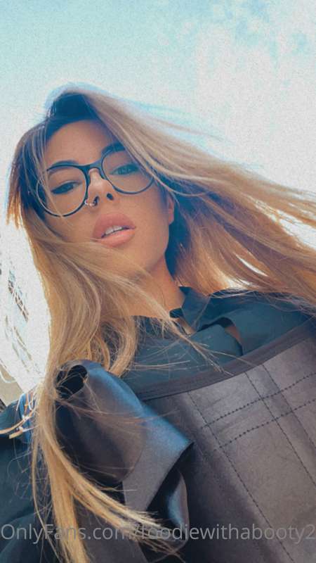 Foodiewithabooty2 - Onlyfans - 20 May, 2022
