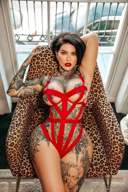 You have seen wild & freaky until you see her OF!https://onl.. 1