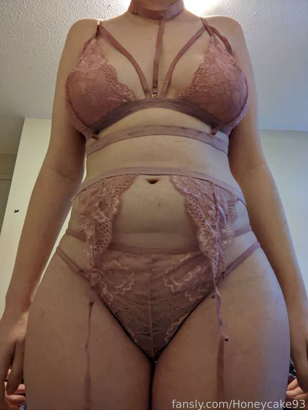 Honeycake93 - Fansly - 22 Feb, 2022 12