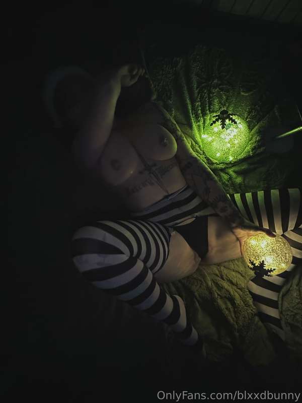 Blxxdbunny - Onlyfans - 10 Dec, 2024 10