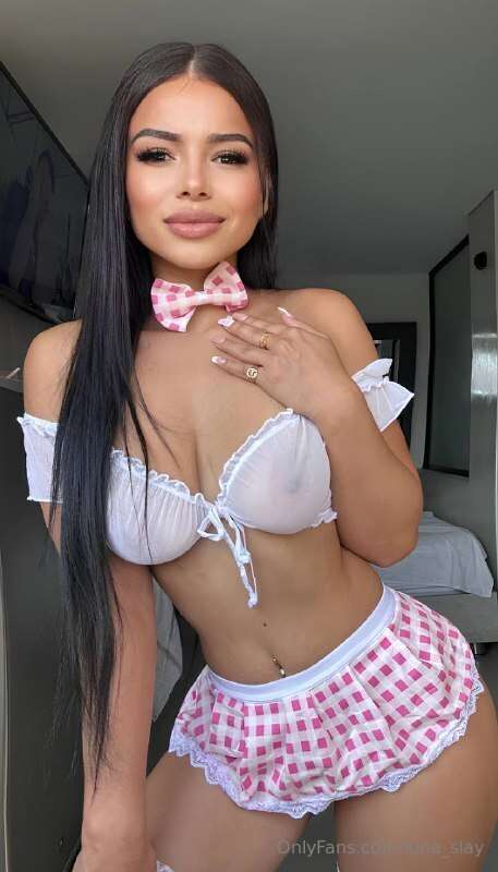 Venezuelan cutie @camilla_official wants to be punished🤤🤤🤤🤤 ..