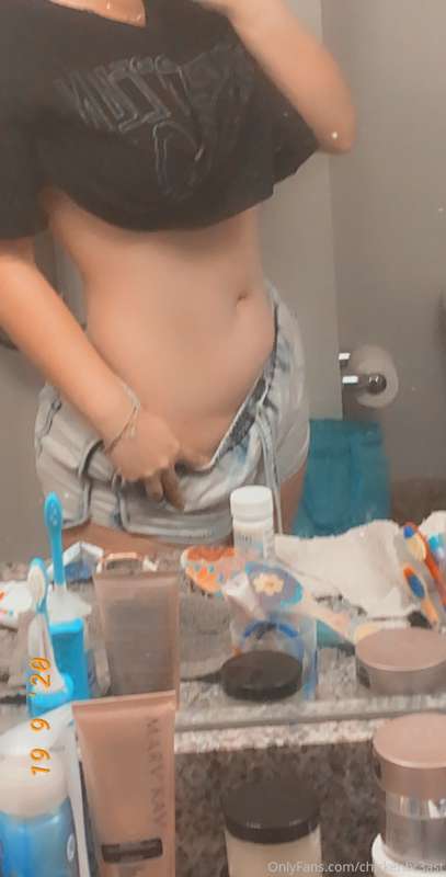 Just a little squishy tummy this morning, something cute 🥰