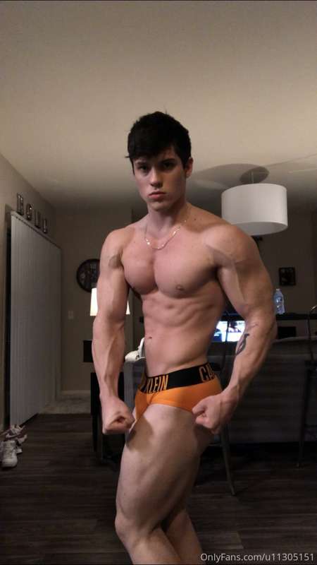 Just a few more to bless your day😉💦. If we get to 100 subs t.. 3