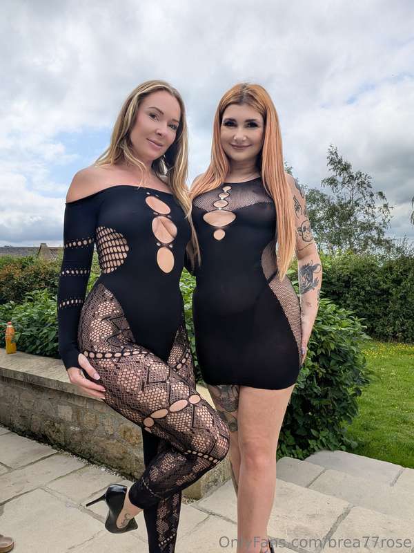 Two is always better than one 😈 @welshie466  1