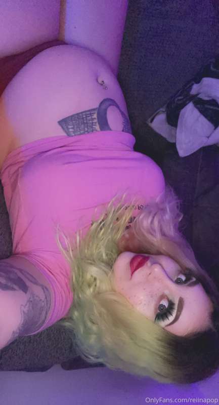 sooo stuffed after both 4/20 streams last night - stuffed an.. 15