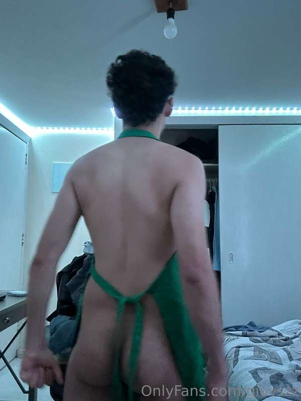 the reason why I didn’t sleep well yesterday… I was jerking .. 1