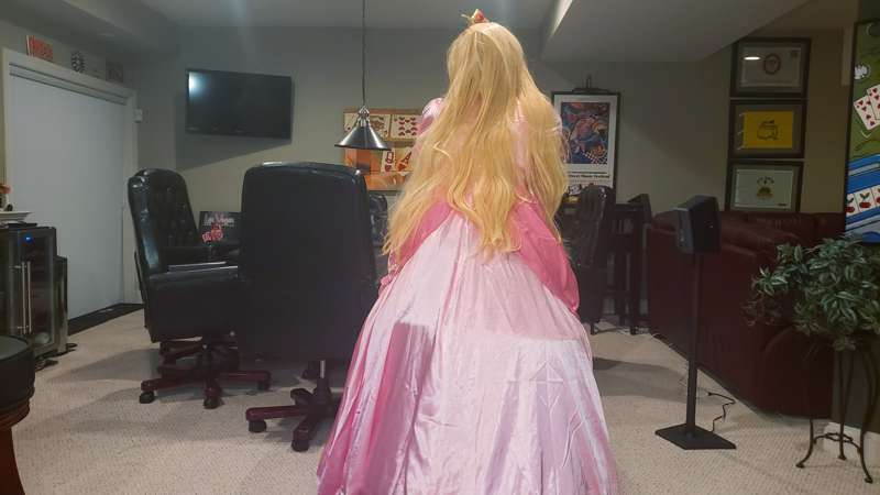 Here's another Classic Peach. This should be Very fun. >:) 13