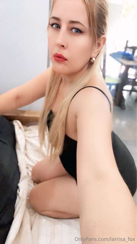 Hi daddy very horny 🤯 videos hot vc ?? 