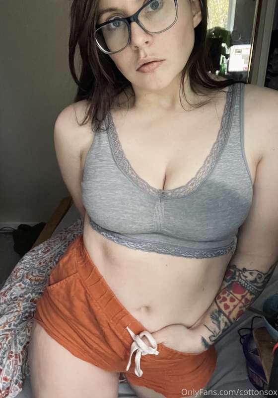 I am joining a gym today! I’m really excited, I absolutely l.. 2