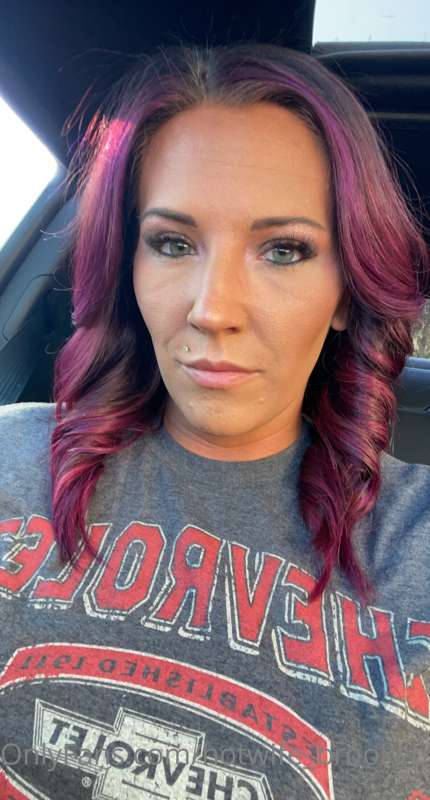 Idk if I can ever get rid of the pink and purple hair. BUT…...
