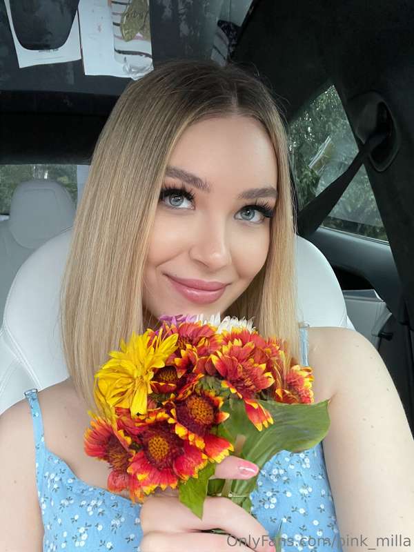 I always love it when you🥰😍 get flowers, but how can you not..