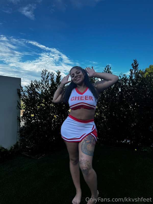 Give me a C - U - M 📣