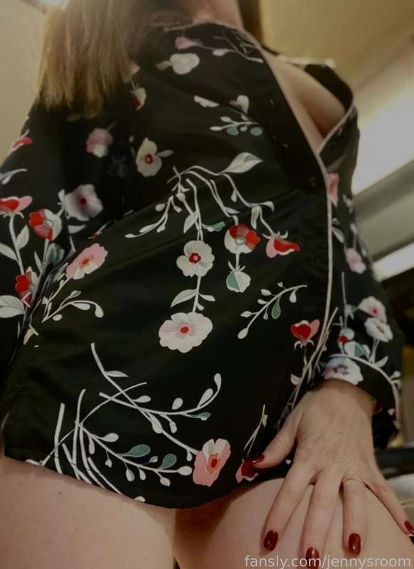 Jennysroom1 - Fansly - 12 Feb, 2025 1