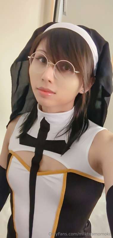 Lots of butt but also a lot of cute selfies

October 2023 Nu.. 6