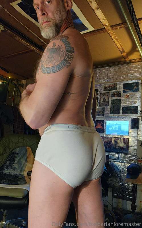 Dad briefs