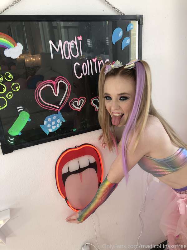 😝