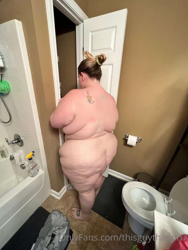 A little pre-shower action on a Monday night. Hope you like .. 9
