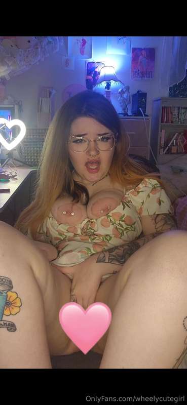 A little sneak peak of my next video 🥰 do we like the glasse..