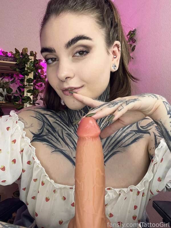 Tattoogirl - Fansly - 23 Oct, 2022