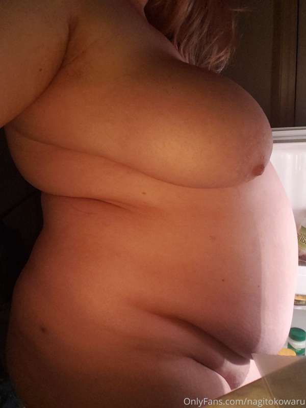 When a piggy can't sleep, she roots around in the fridge, lo..