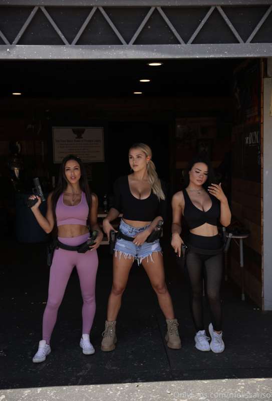 Hotties 🔥 @kinsey x @jessicasunok 7
