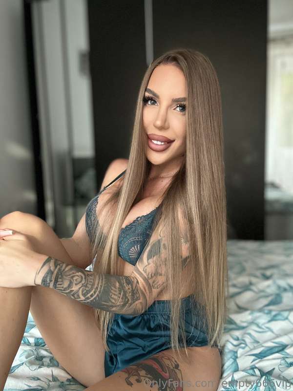 Pijama party?😳 5