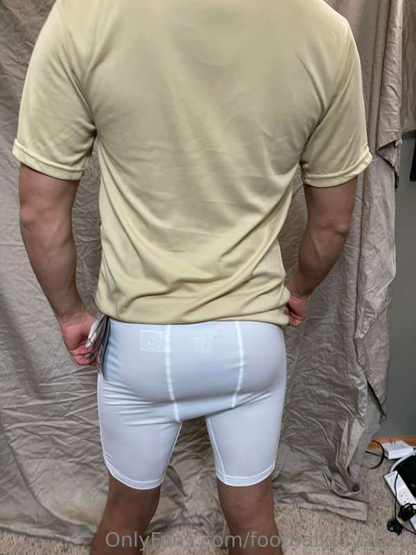 The horny private and his VPL and beefy ass! Set 3 1