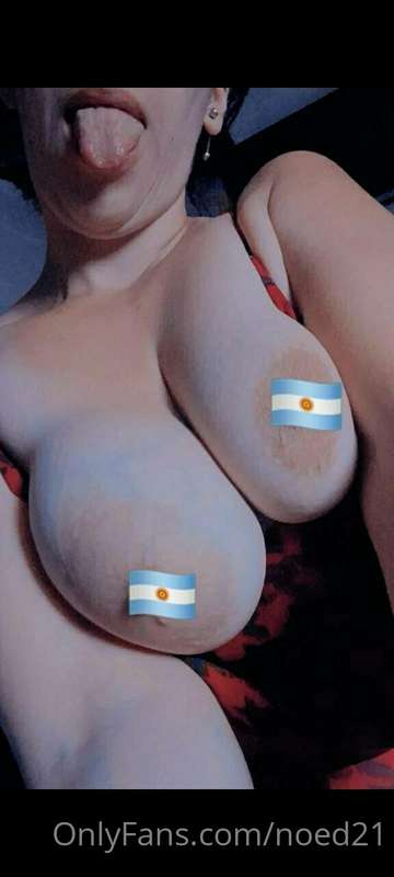 Hello darling, She is @melysw 🇦🇷she is a friend and wants to..