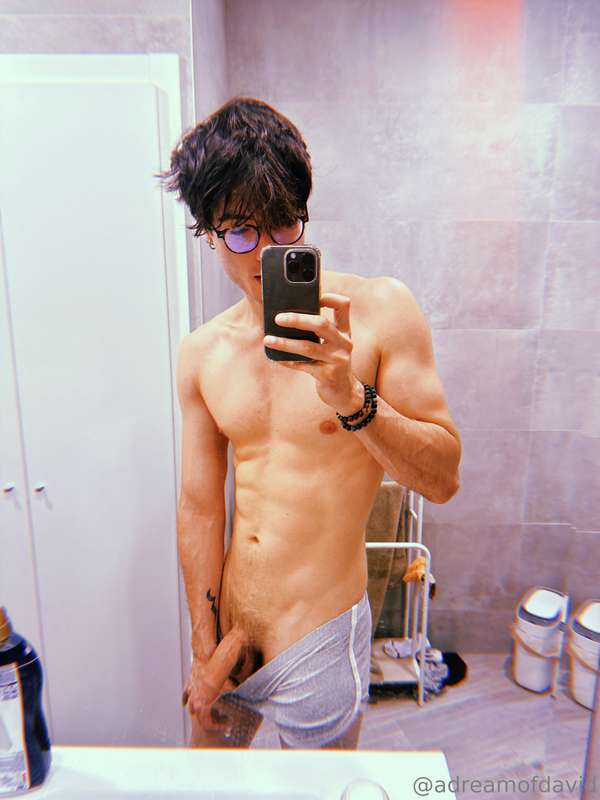 My twink lent me these pants... should I keep them? 1