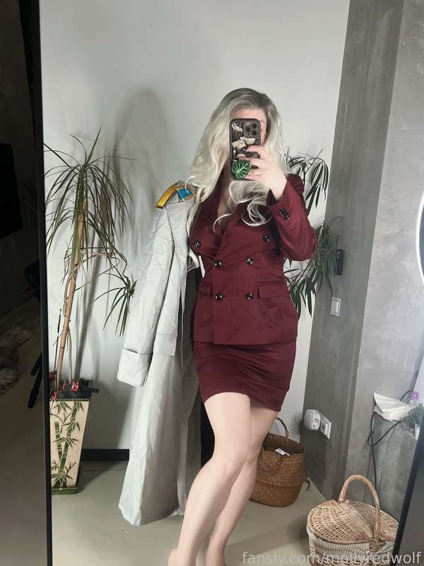 Mollyredwolf - Fansly - 16 Dec, 2024 1
