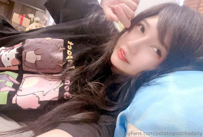 Miss me? 💞

If this post gets 666 likes, I will masturbate 🤪.. 3