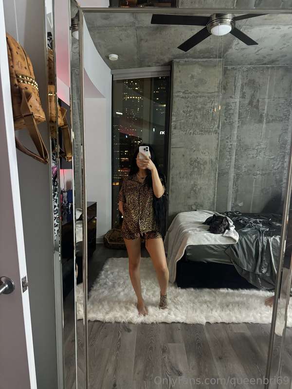 3 likes and i take everything off