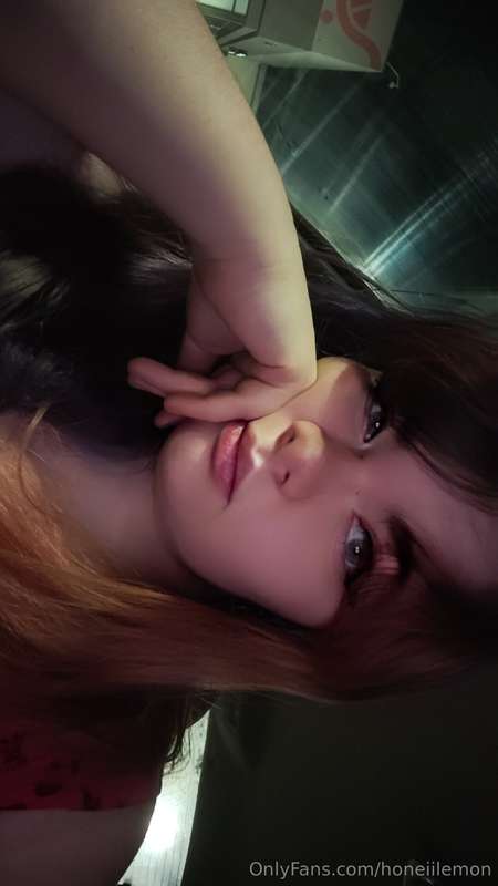 Honeiilemonn - Onlyfans - 03 Feb, 2025 4