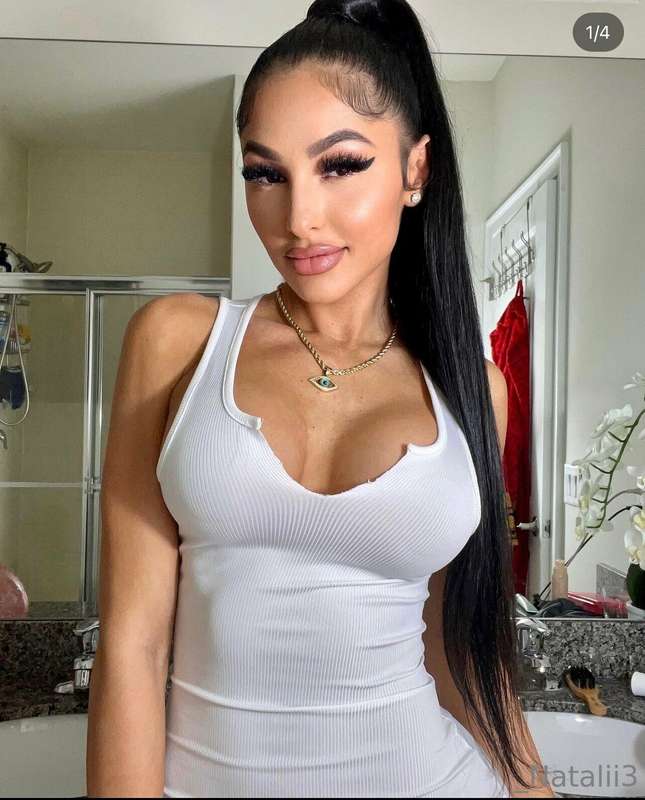 Hey daddy let me make u cum 🙈