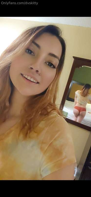 Jess getting started💋 let me know what yall want💦