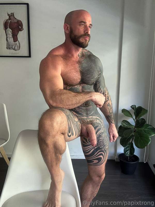 Posing 🔥💪🏻