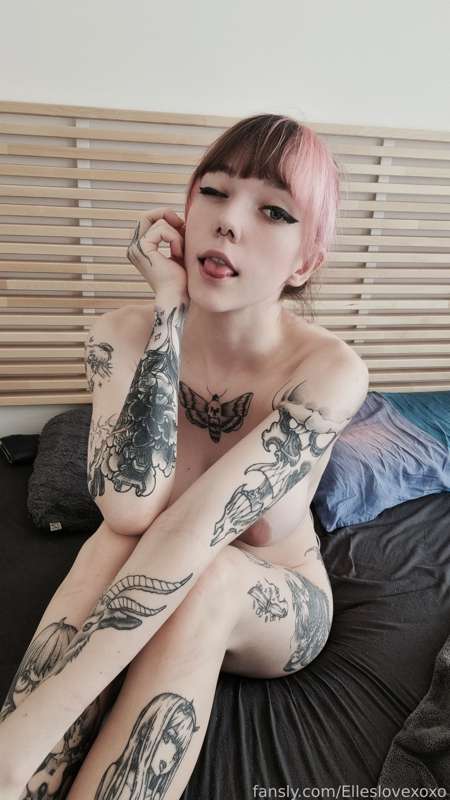 Elleslovexoxo - Fansly - 18 Aug, 2023 5