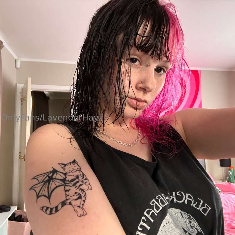 Not really a nude but here’s my tattoo reveal! He’s looking ..