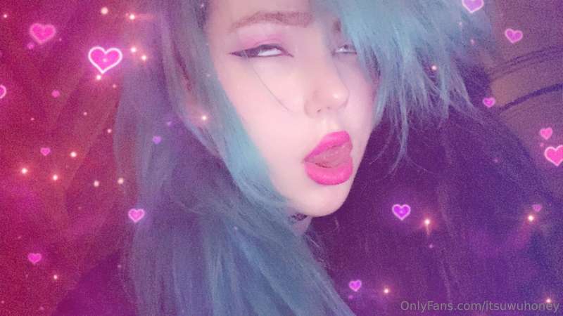 A collection of pictures where I stick my tongue out 7