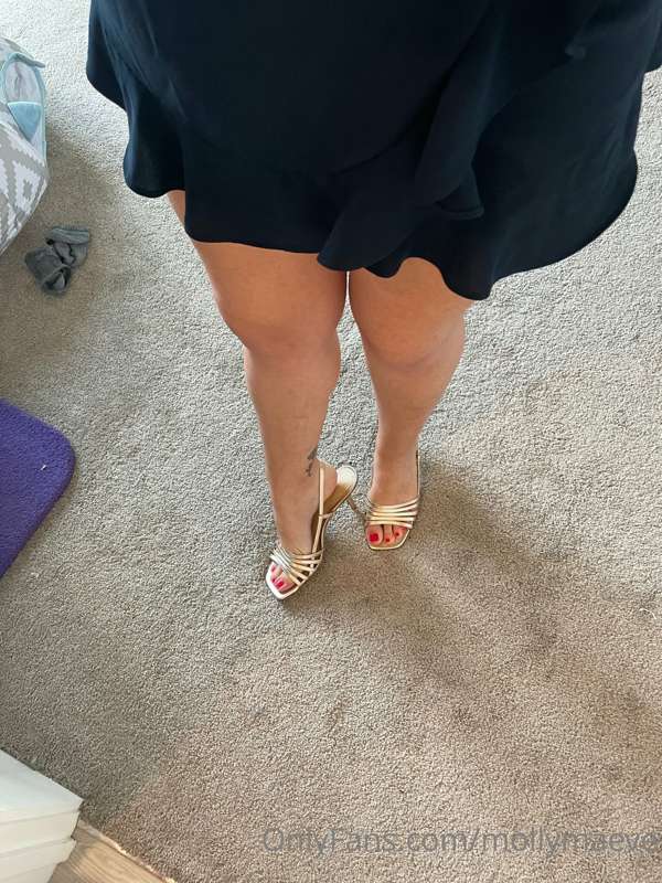 Need a boy to step on with my pretty shoes 😇 1