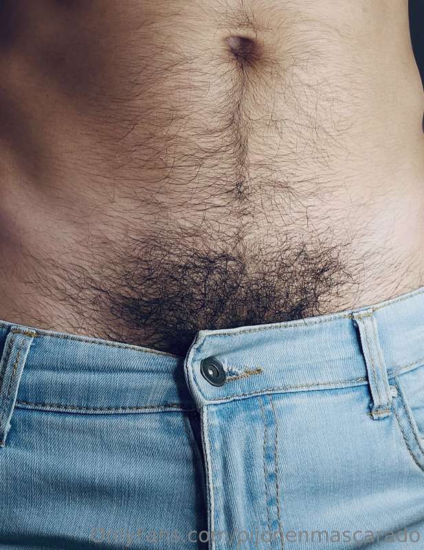 hairy thing 🤤